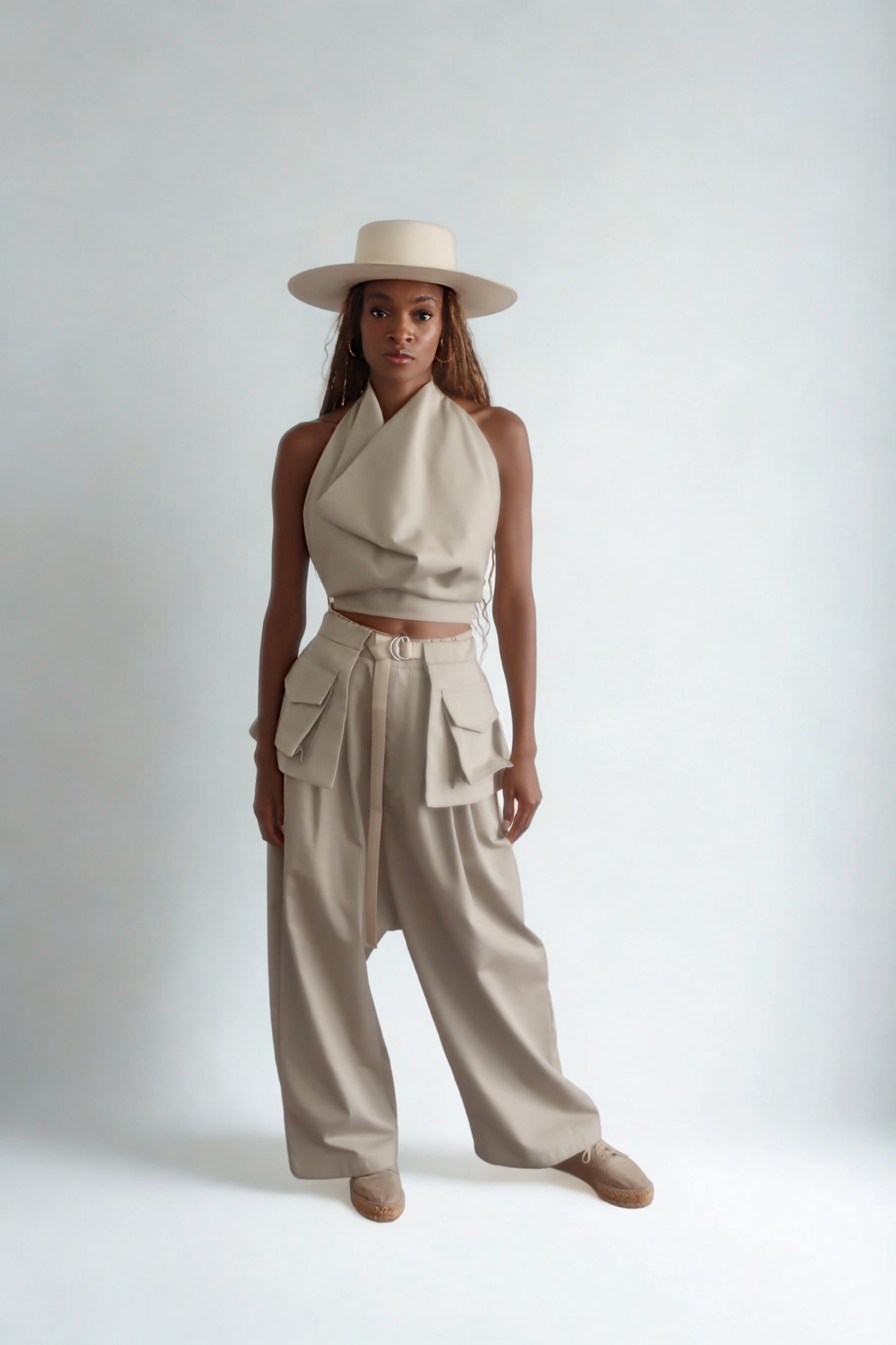 Vera Halter Top (Khaki)