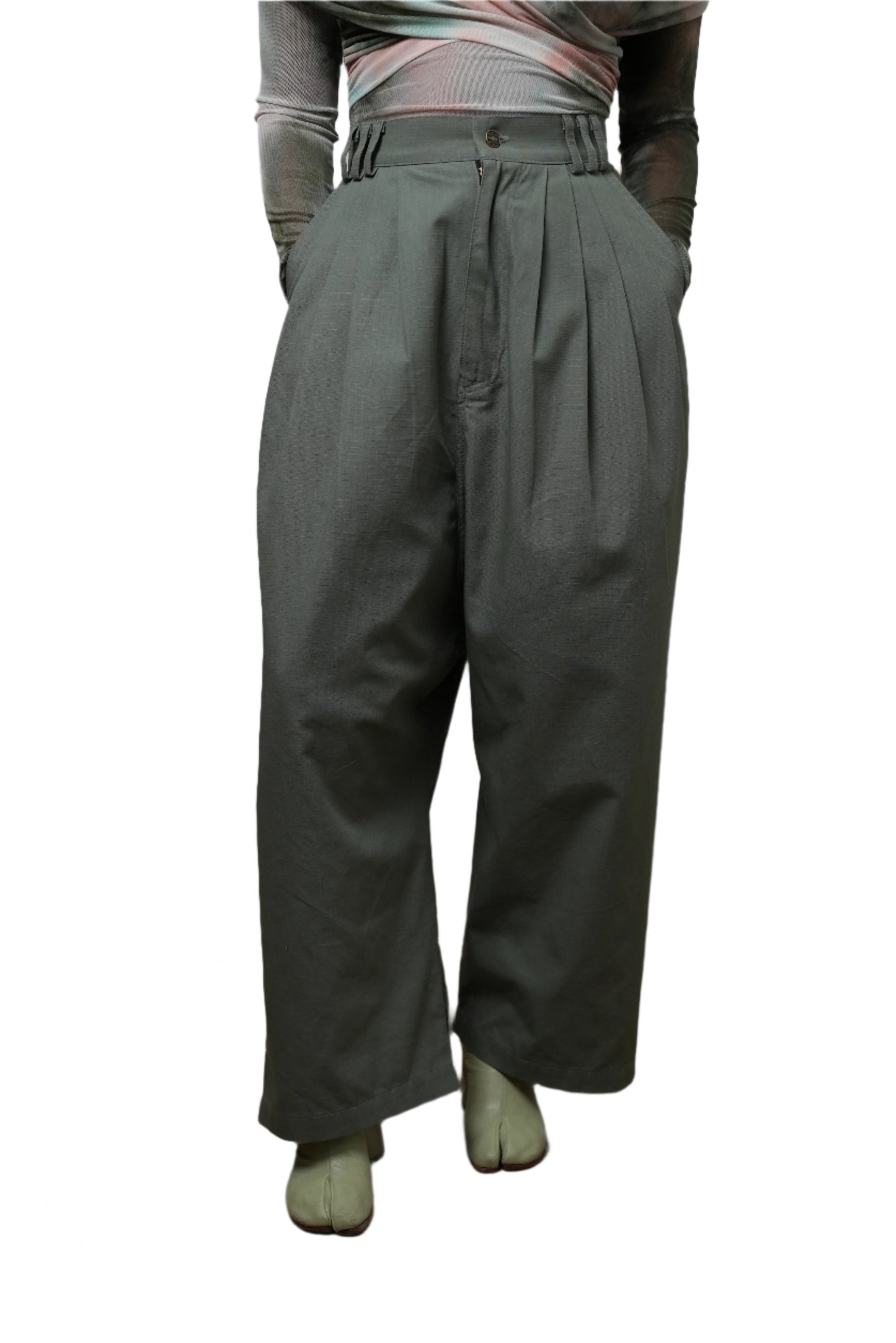 Victor Pleated Trouser