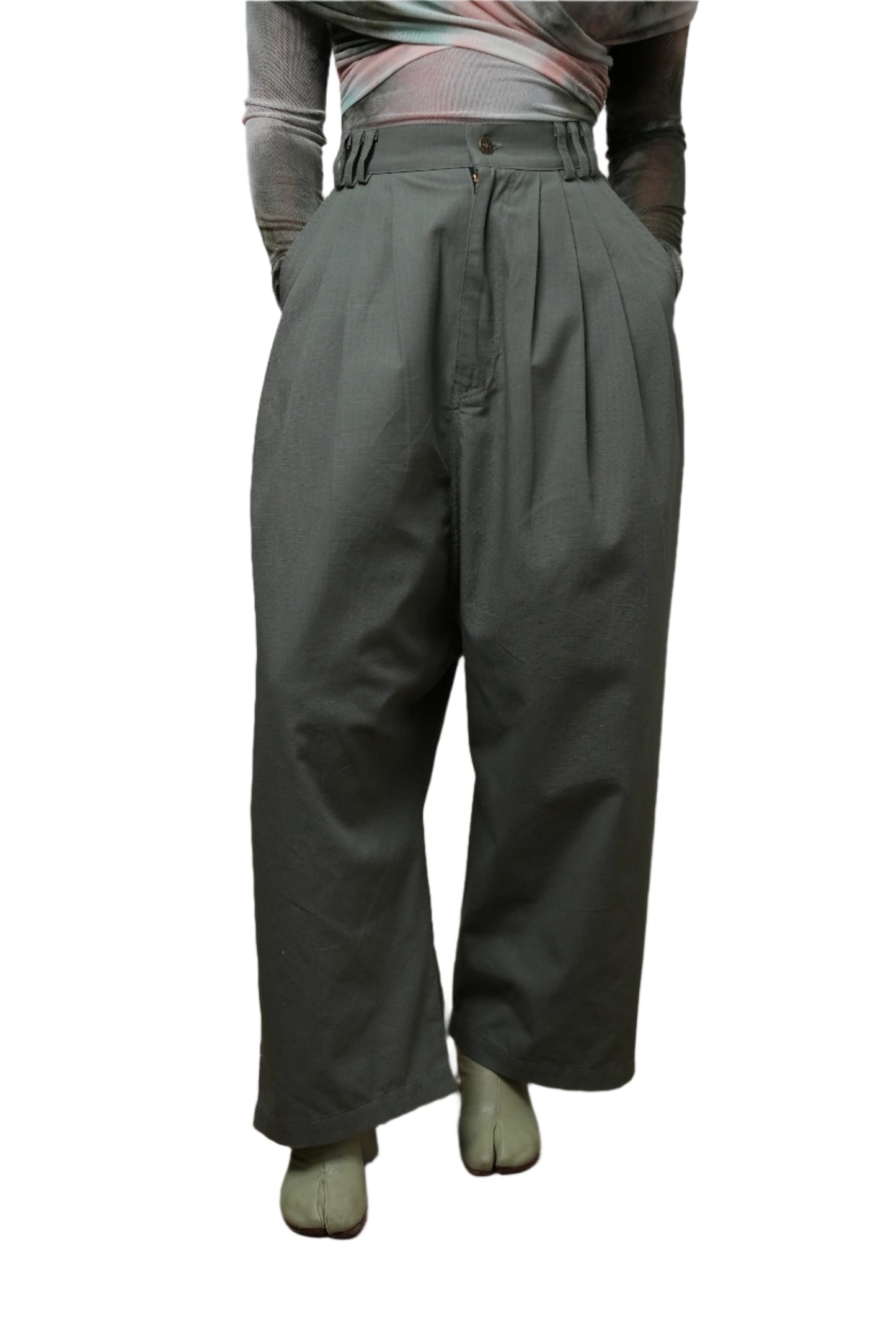 Victor Pleated Trouser