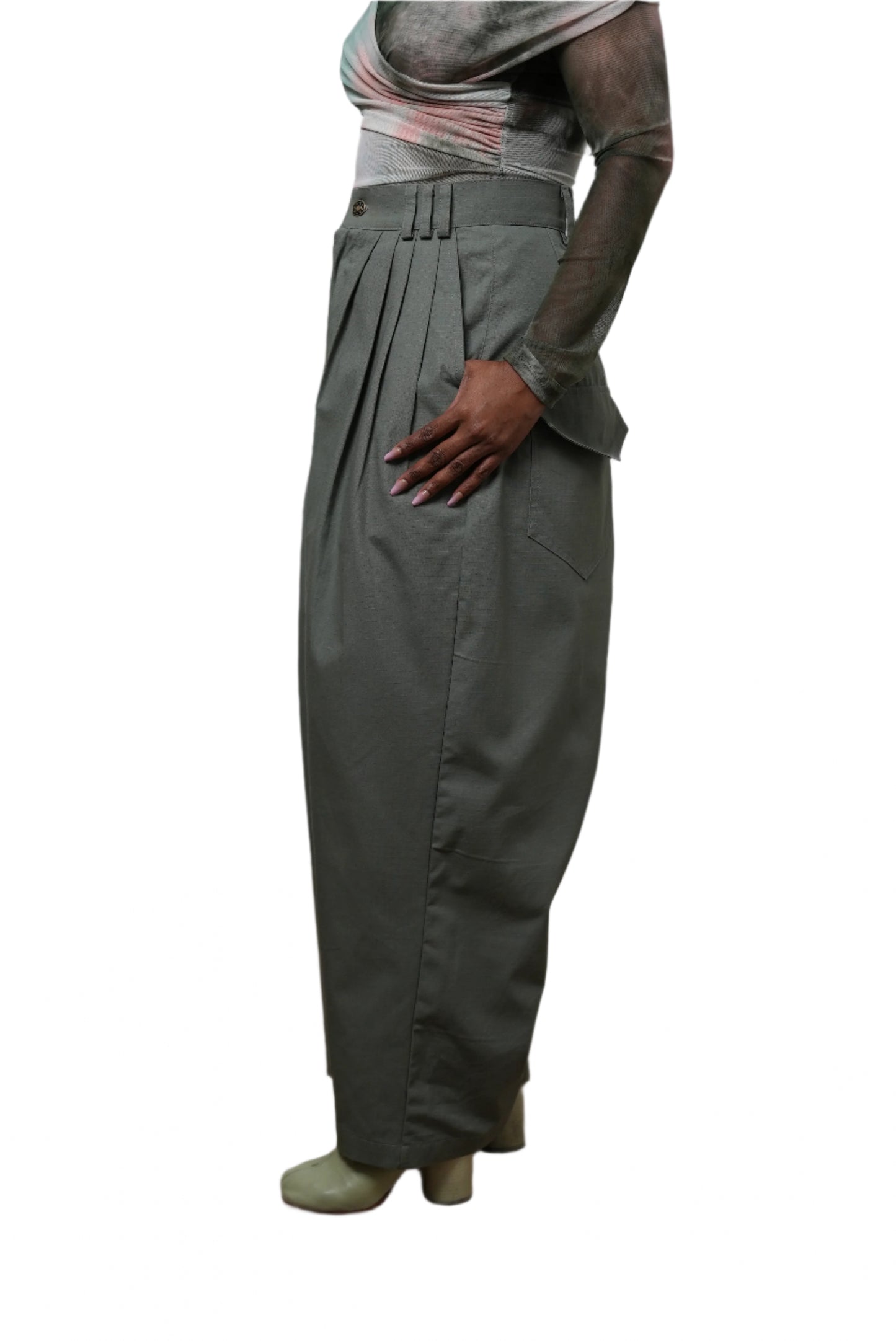 Victor Pleated Trouser