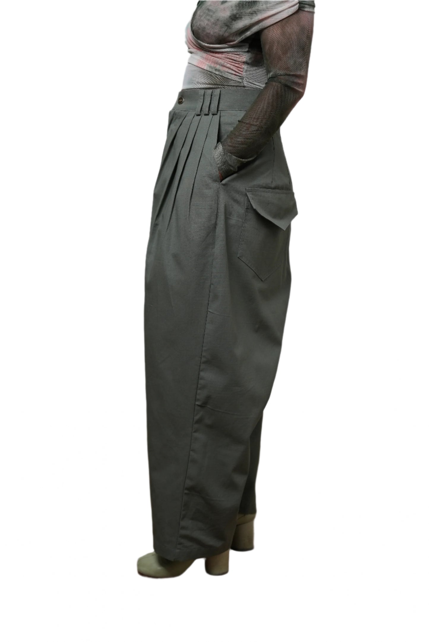 Victor Pleated Trouser