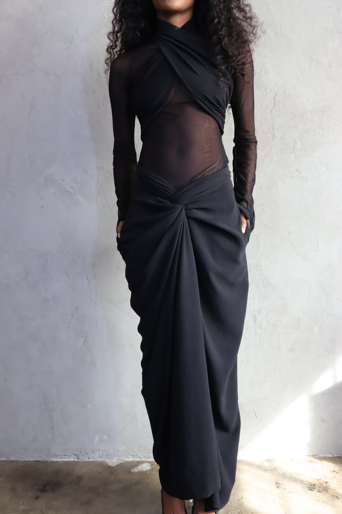 Yoshi Twist Pant (Black)