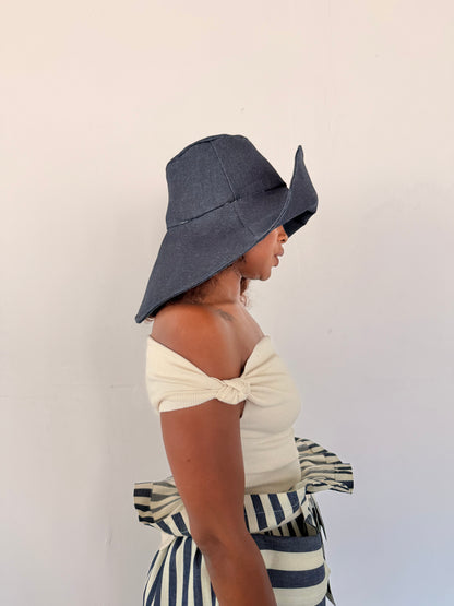 James & Avari Bundle