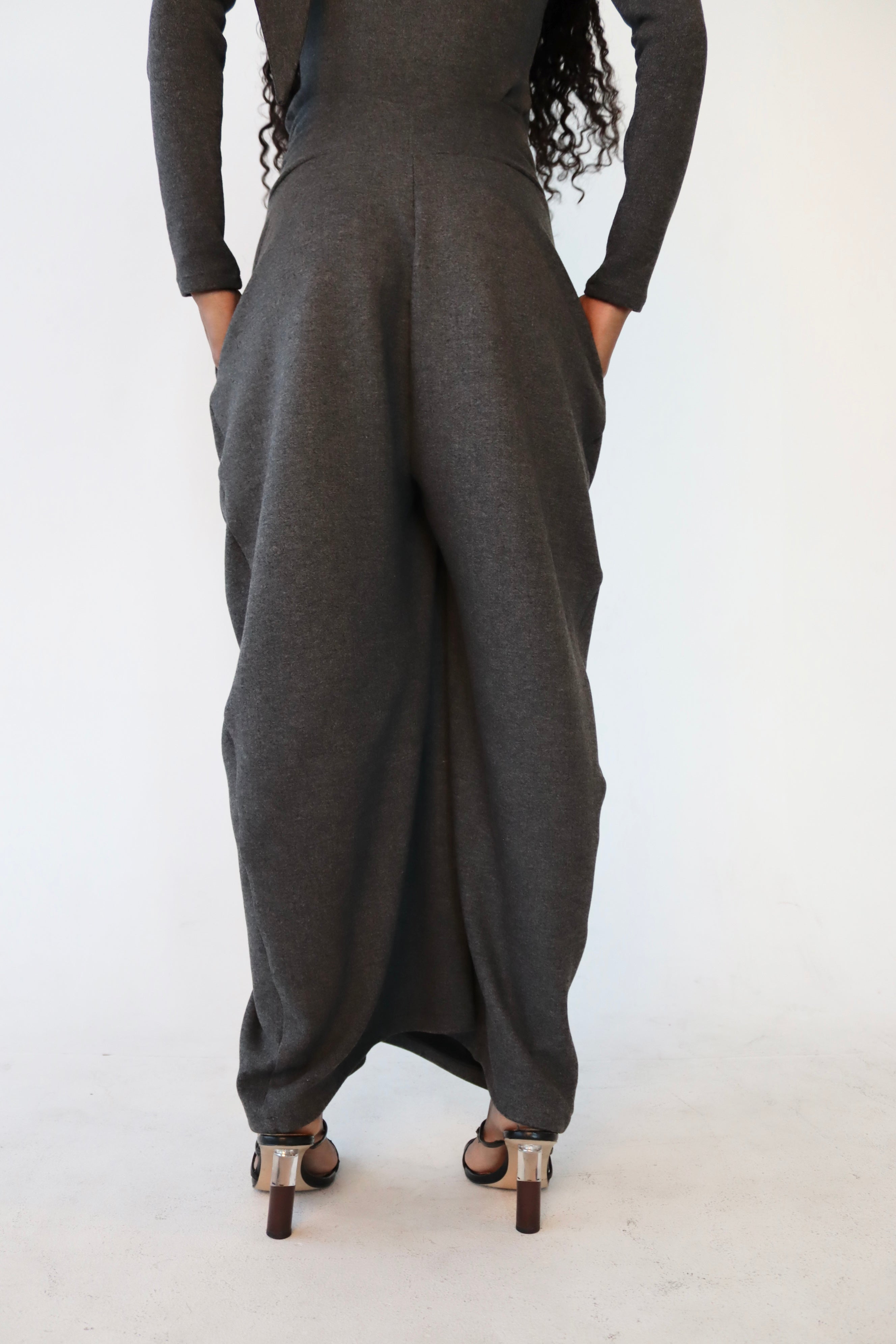 Zenobia Twist Pant (PRE-ORDER) – Something By Sonjia