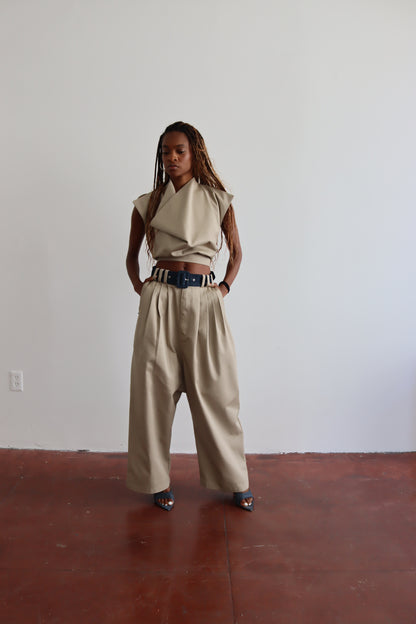 Vera Halter Top (Khaki)