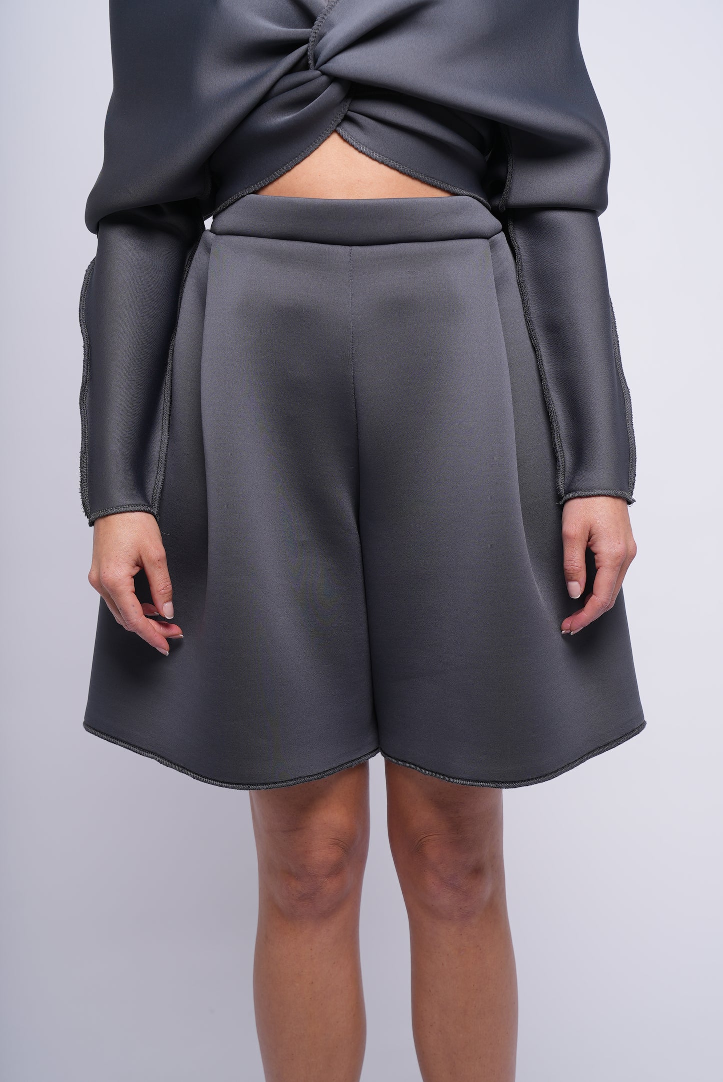 Oliver Pleated Shorts (Hazy Grey)