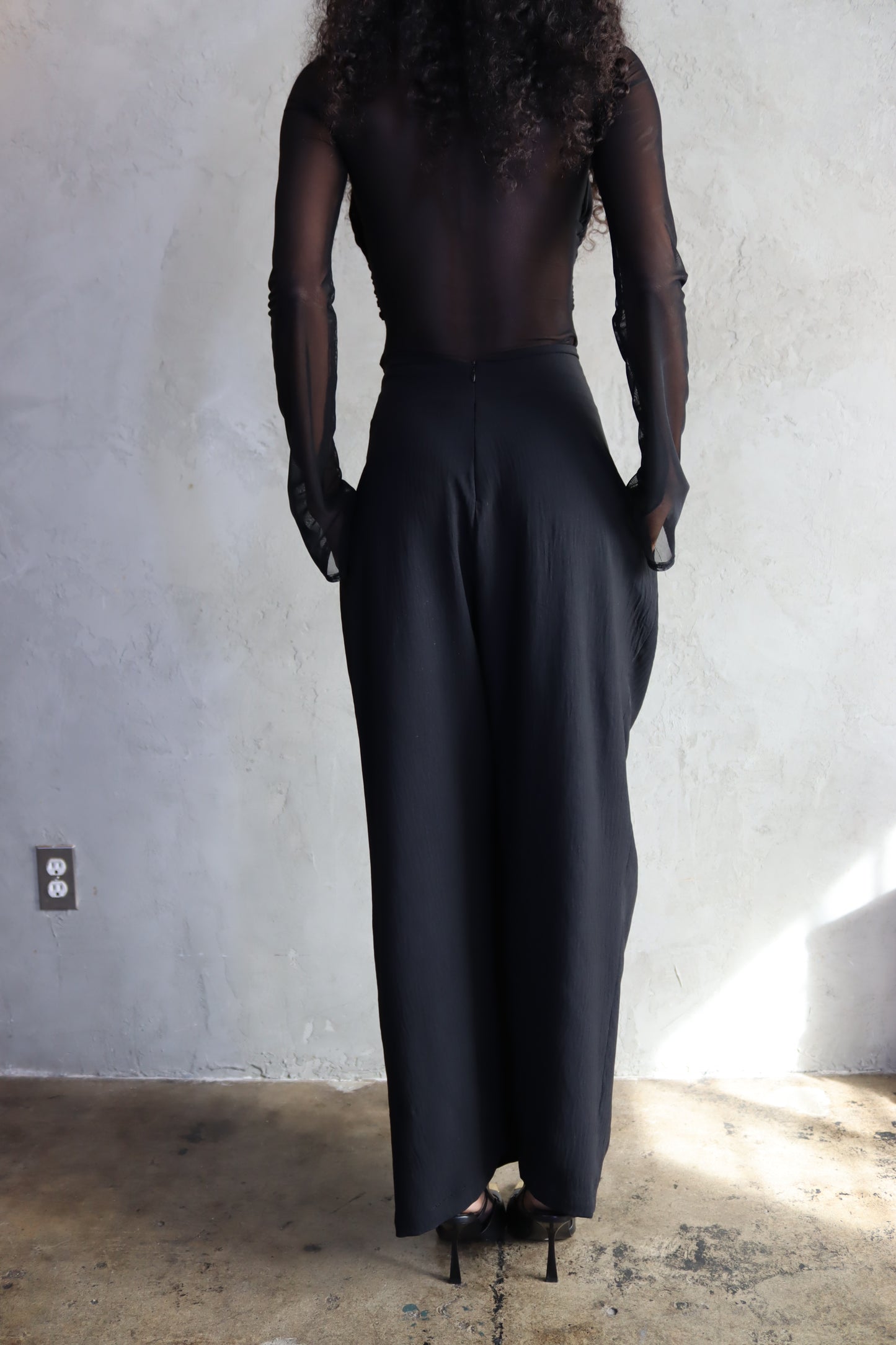 Yoshi Twist Pant (Black)
